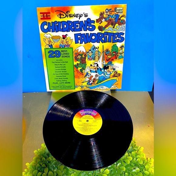 DISNEY’S VTG 1979 CHILDREN’S FAVORITES DISNEYLAND VINYL RECORD LP VOL II #1V8121 - Picture 11 of 16